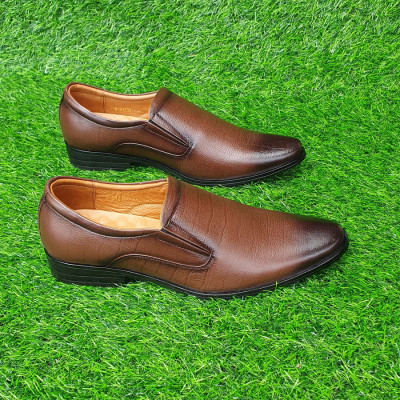 Giày tây nam không dây da bò Trường Hải đế cao su GT300 2 màu đen, nâu