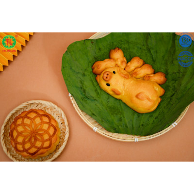 BÁNH TRUNG THU BẦY HEO 5 CON THÀNH LONG - NHÂN ĐẬU XANH 220G - VIỆT NAM