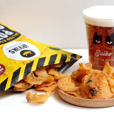 Khoai tây trứng muối Salted Egg Potato Chips 80g IRVINS