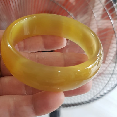 Vòng tay đá mắt mèo Vàng nhẹ Ni 56mm x Cao 19mm x dầy 7mm Nữ 52kg - 59kg đeo màu nhẹ xinh tươi đẹp rẻ lắm chuẩn hợp nữ mệnh thổ mệnh kim mệnh thuỷ ạ