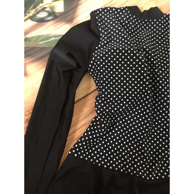 Bộ bơi tay dài nữ đen chấm bi xinh xắn hàng cao cấp kín đáo- tôn dáng - không lo bị nắng ăn-CÓ TẶNG KÈM MÚT & QUẦN VÁY