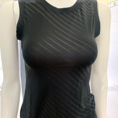 Áo thun nữ sát nách chất thun 4 chiều màu đen