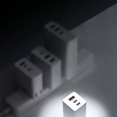 Củ Sạc Gan Fast USB C 3 trong 1 X-TR-259ACN Dành Cho Iphone, Máy Tính Xách Tay, Samsung Hỗ Trợ Sạc Nhanh - Hàng Chính Hãng