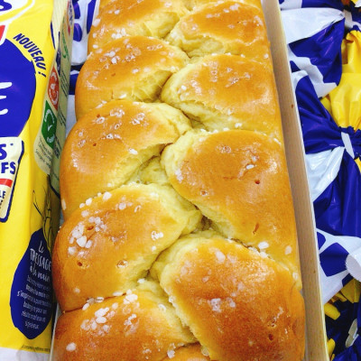 Combo 02 bánh mì hoa cúc Harrys Brioche Tressée 500g