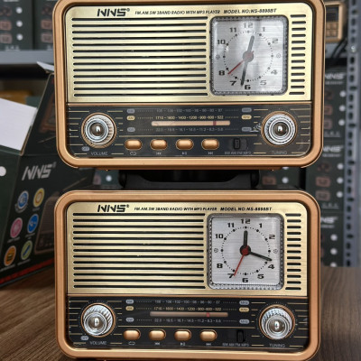 Đài RadioFM-NNS 8898BT thiết kế tân cổ điển, kèm đồng hồ để bàn, bắt sóng FM cực khỏe đầy đủ tính năng nghe nhạc-Hàng Chính Hãng