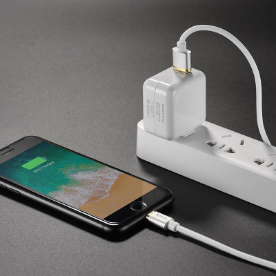 Củ sạc Hoco C63A 2 Cổng Có Đèn Led - Hàng Chính Hãng 