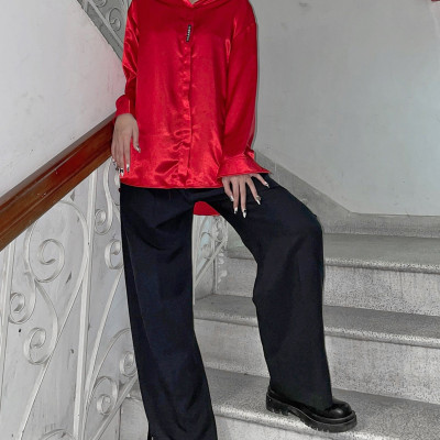 LAAS Quần xếp ly xẻ lai màu đen dáng rộng thoải mái