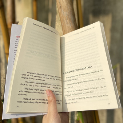 Bạn Còn Cách Nhân Viên Hoàng Đế Bao Xa B88