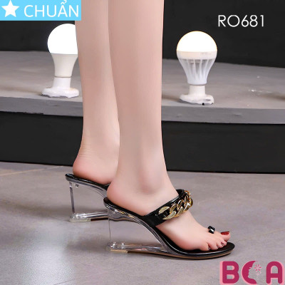 Xỏ ngón nữ 7 phân RO681 ROSATA tại BCASHOP thiết kế đế xuồng trong suốt độc đáo và sang trọng, lạ mắt